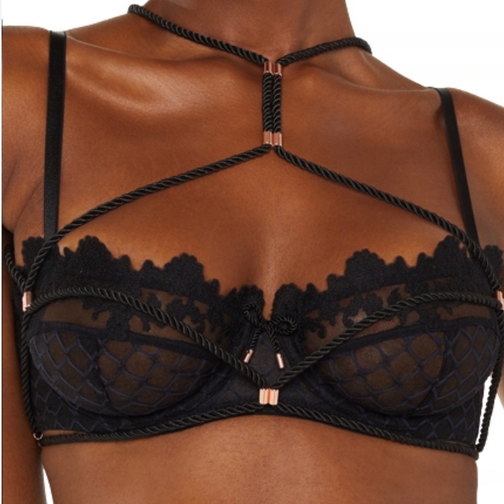 Savage X Fenty Goodnight Kiss Body Harness